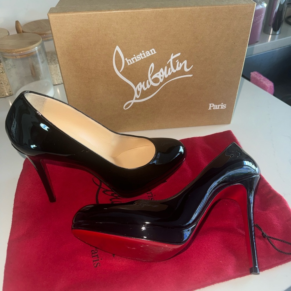 Christian Louboutin Paris Black Pumps